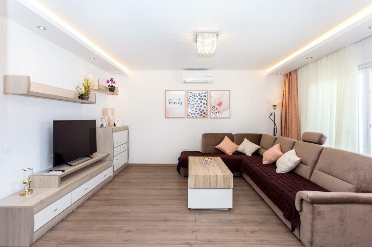 Iva Brstilo Apartment *