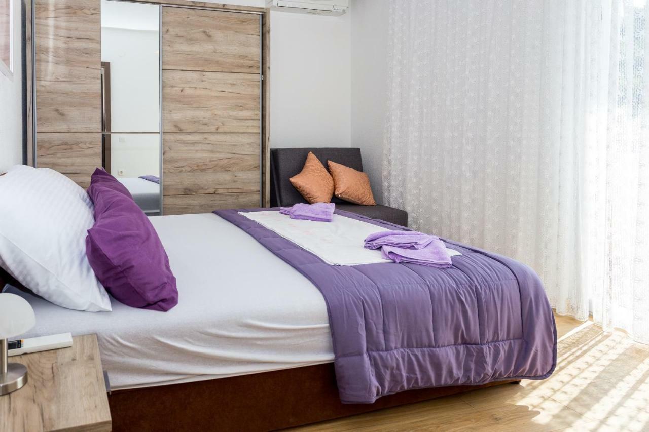 Iva Brstilo Apartment Omis