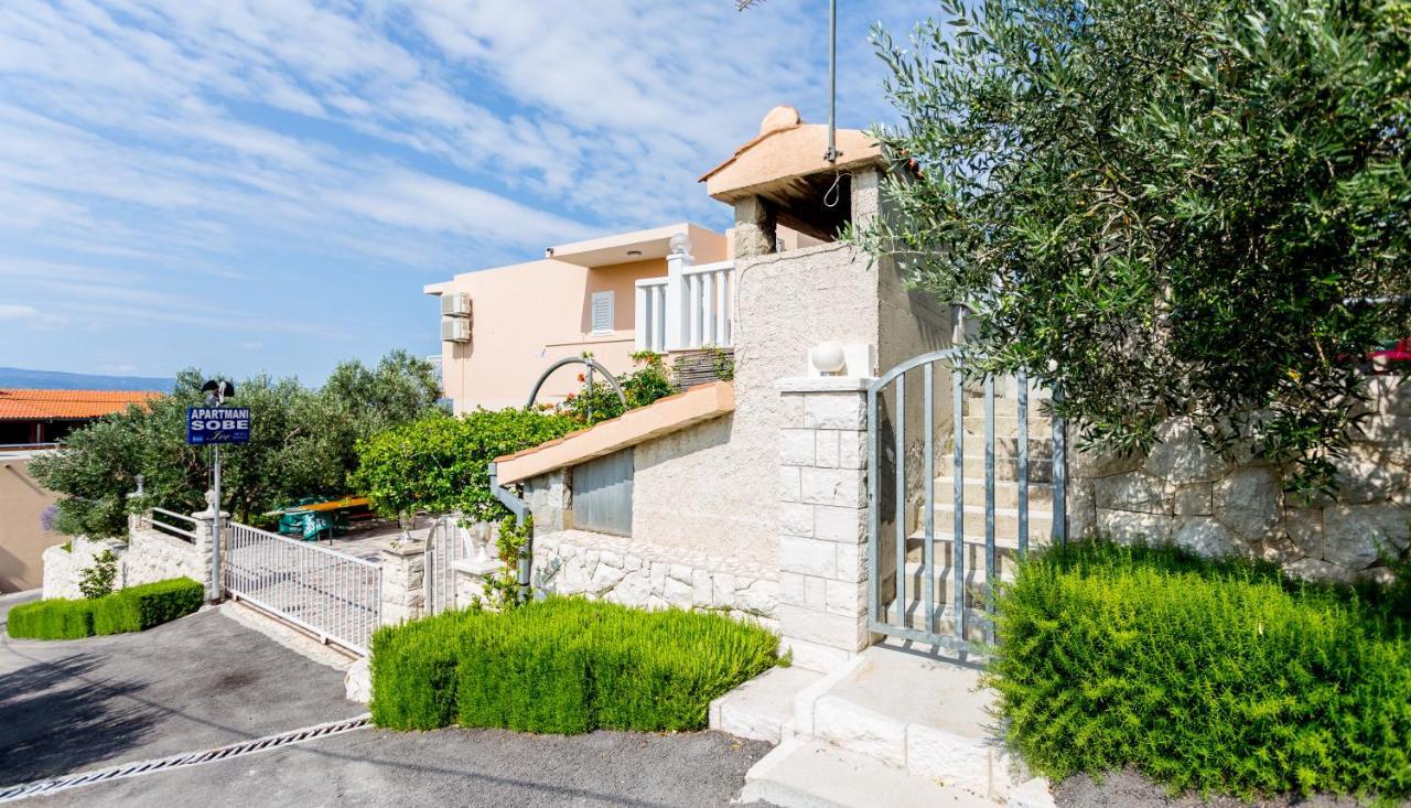 Apartment Iva Brstilo